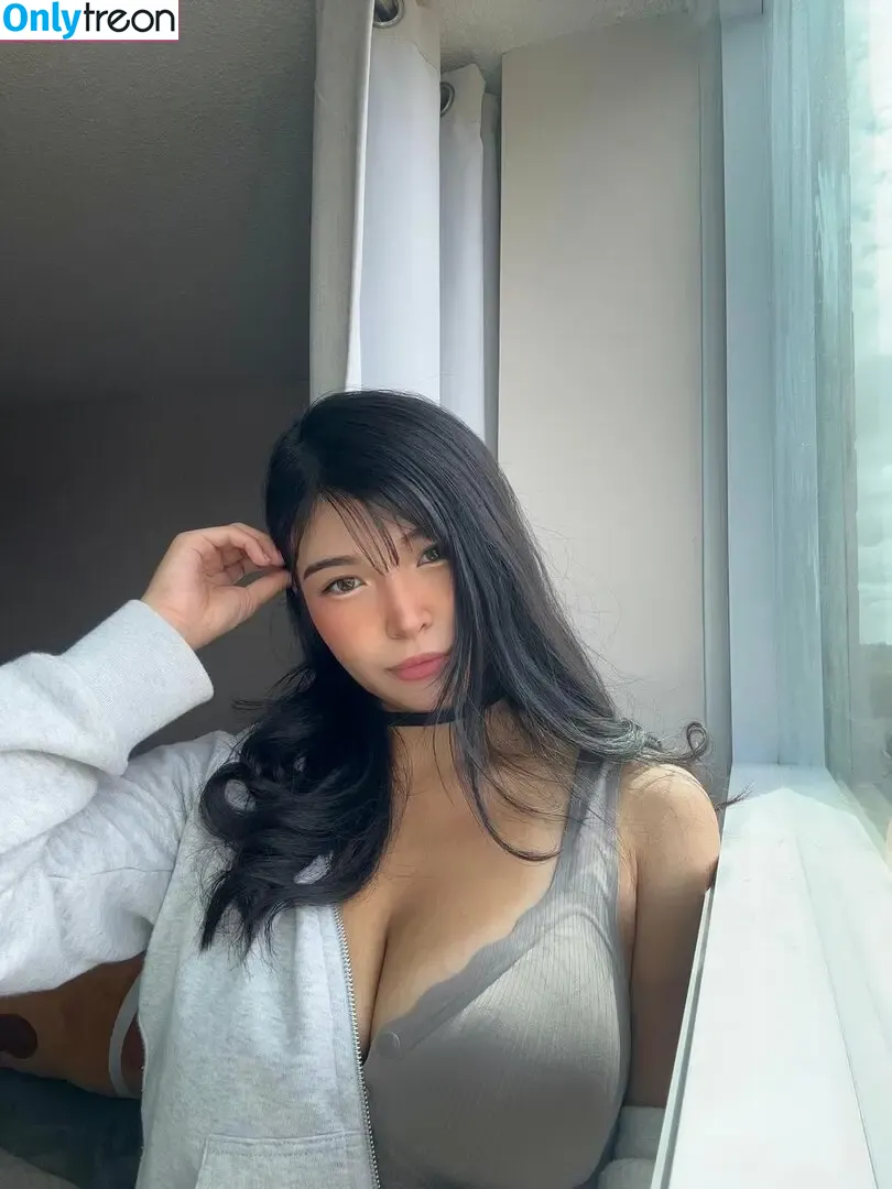 Karenxtran nude photo #0222 (Strawberry.bunni / seunnngmiii)