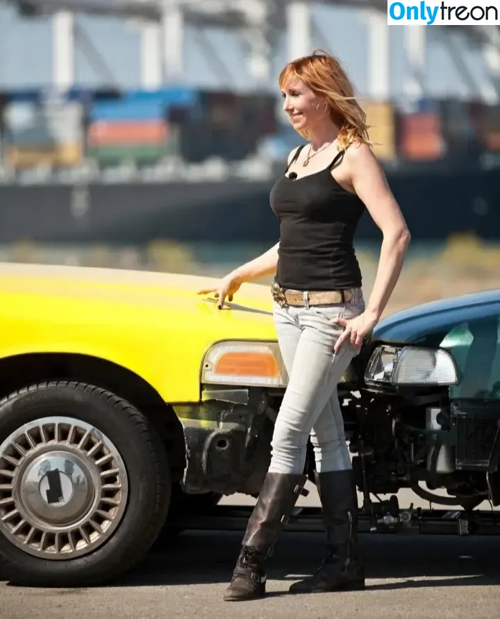 Kari Byron nude photo #0180 (KariByron / therealkaribyron)