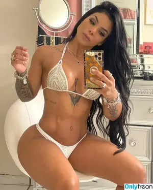 Karishna Ayala / karishna.ayala / karishnaayala nude photo #0031