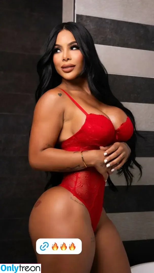 Karishna Ayala nude photo #0002 (karishna.ayala / karishnaayala)