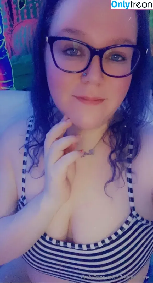karissakaej nude photo #0009 (karissakaej)