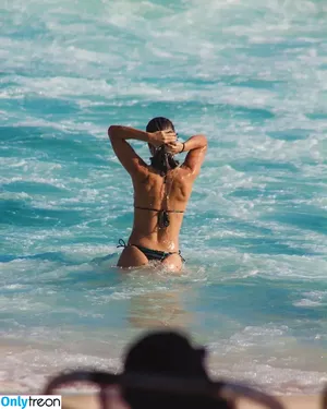Karla Albuquerque / karlajornalismo nude photo #0015