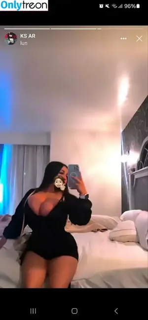 Karlaguilarrrr / Karla Aguilar nude photo #0017
