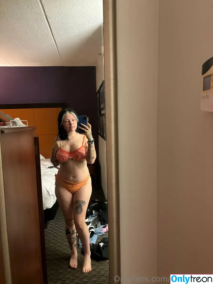 Karlee_bby nude photo #0023 ( / Selling680921 / karleesell)