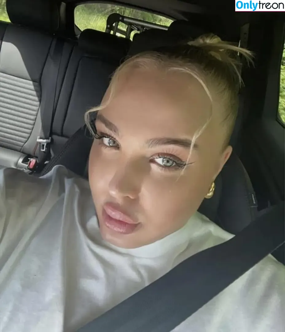 Karlicurv nude photo #0009 (Karlicurv)