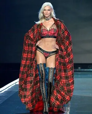 Karlie Kloss / karliekloss фото голая #0114