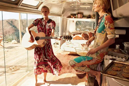 Karlie Kloss / karliekloss фото голая #0157