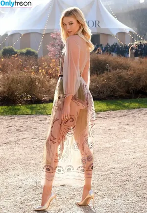 Karlie Kloss / karliekloss nude photo #0586