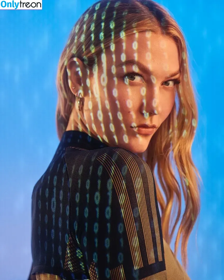 Karlie Kloss nude photo #0101 (karliekloss)