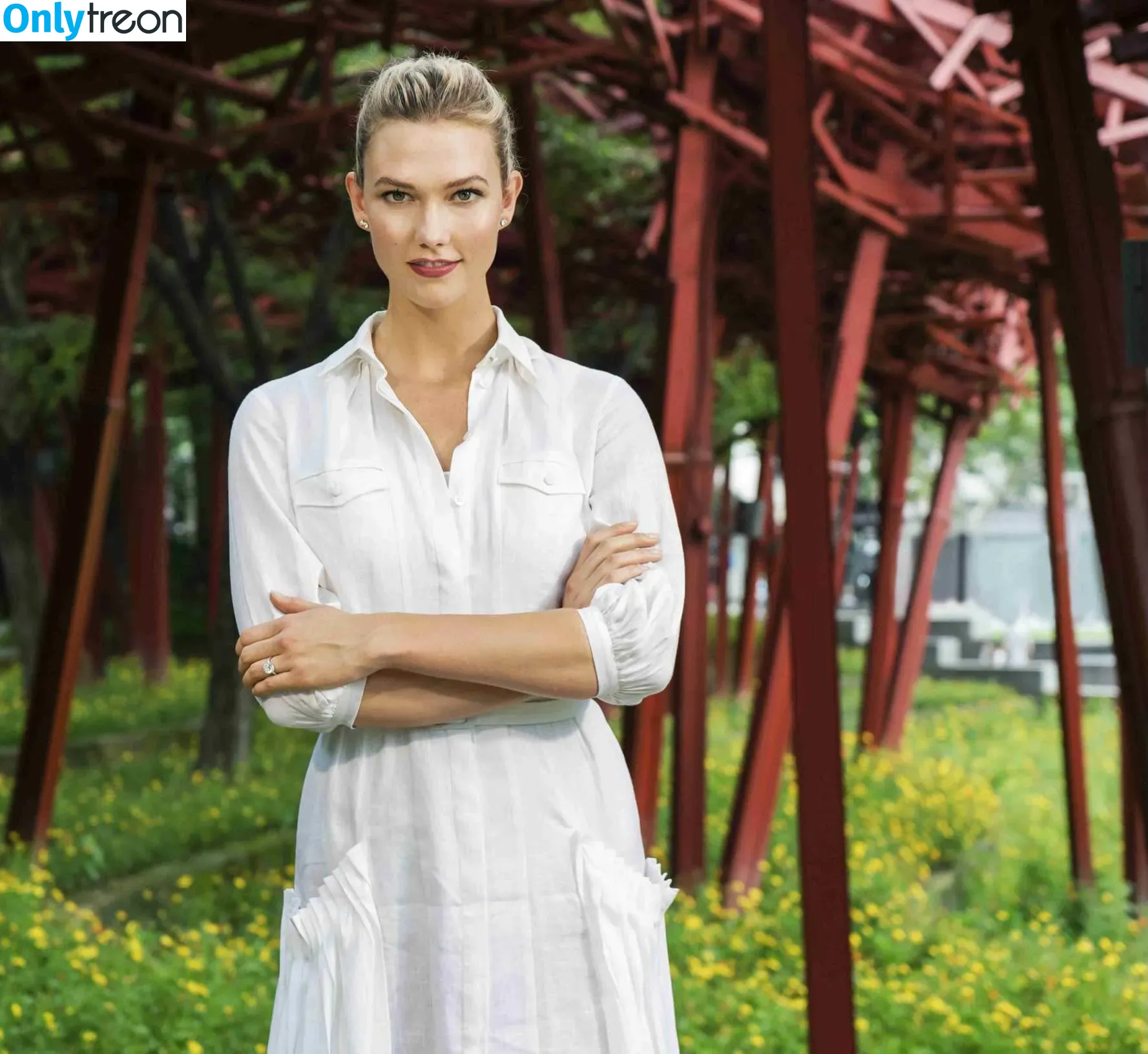 Karlie Kloss голая photo #0125 (karliekloss)
