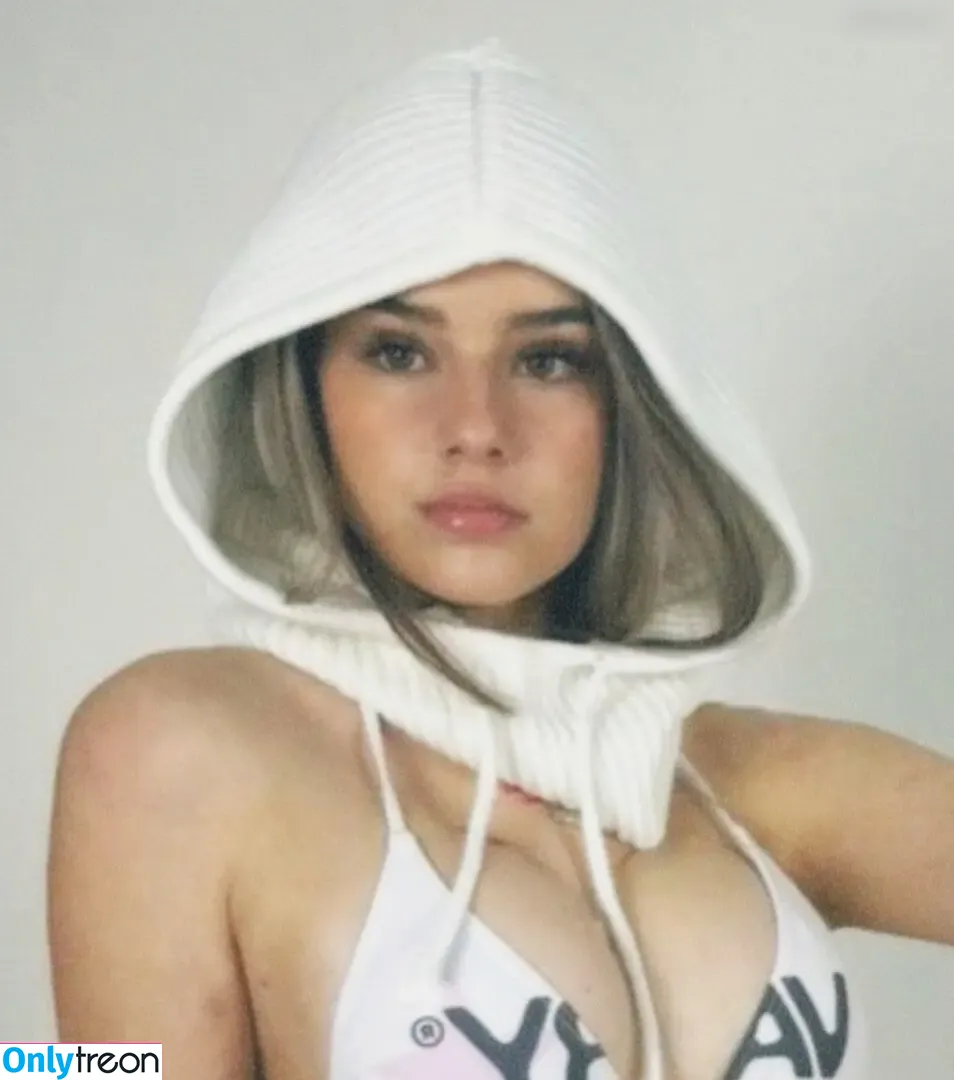 Karlotta Nila голая photo #0331 (karlotta.nila)