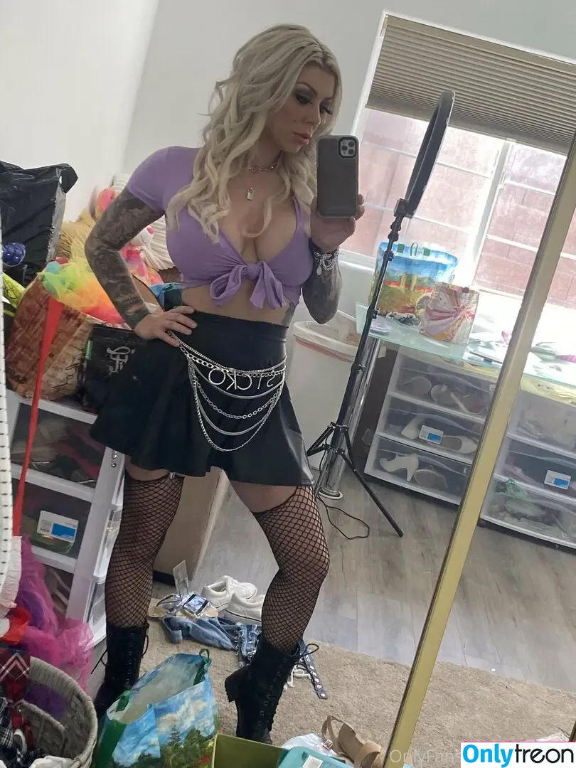 karmarx nude photo #0110 (karma.rx)