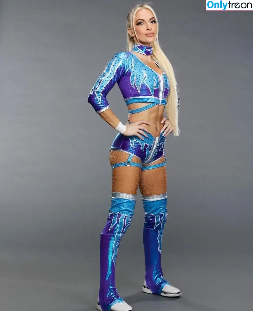 Karmen Petrovic nude photo #0164 (WWE NXT / karmen_wwe)