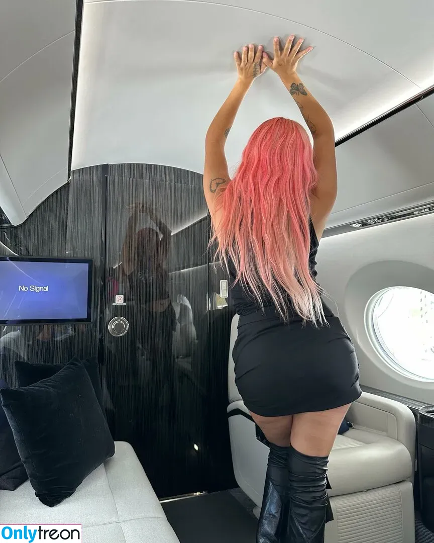 Karol G nude photo #0166 (karolg / karolgfriend)