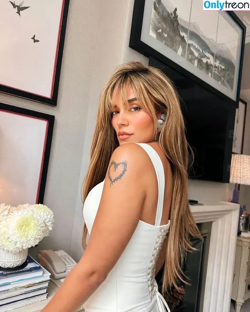 Karol G nude photo #0468 (karolg / karolgfriend)