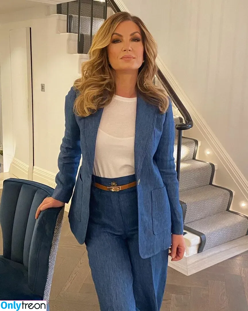 Karren Brady голая photo #0011 (karren_brady_official)