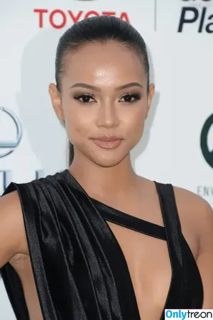 Karrueche Tran / Karrueche фото голая #0048