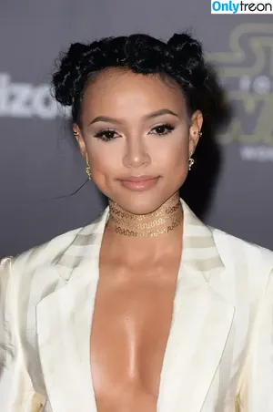 Karrueche Tran / Karrueche фото голая #0051