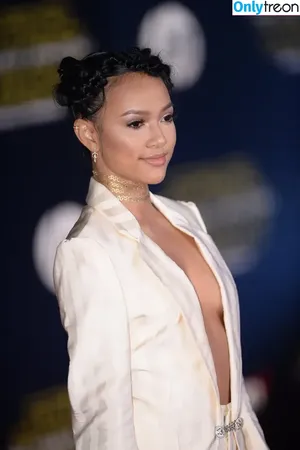 Karrueche Tran / Karrueche фото голая #0053