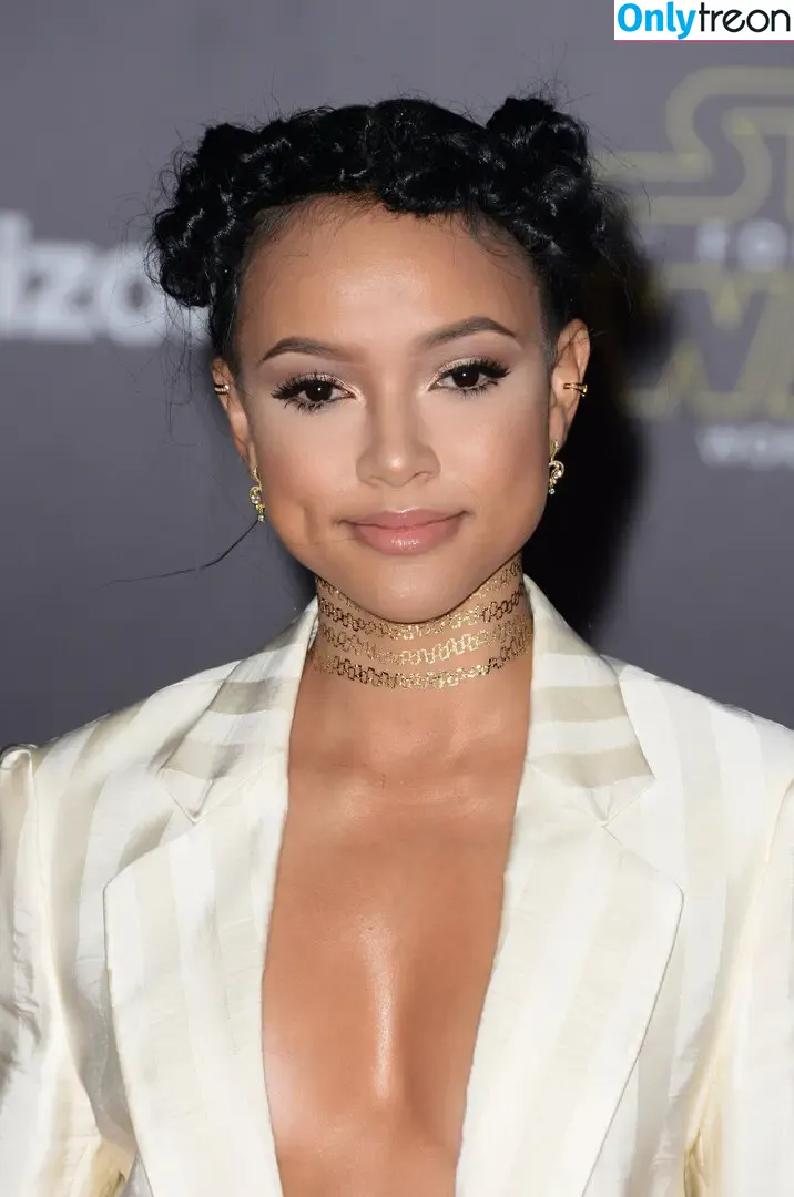 Karrueche Tran голая photo #0051 (Karrueche)