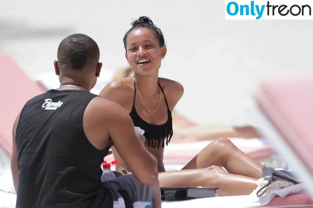 Karrueche Tran nude photo #0098 (Karrueche)