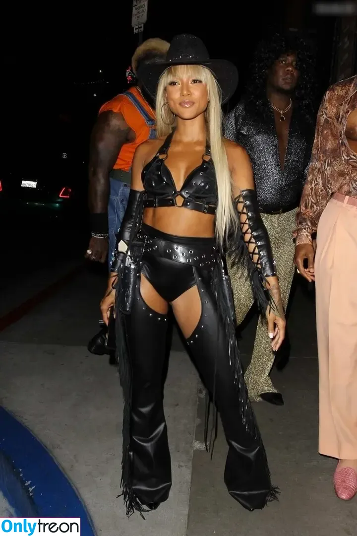 Karrueche Tran nude photo #0475 (karrueche)