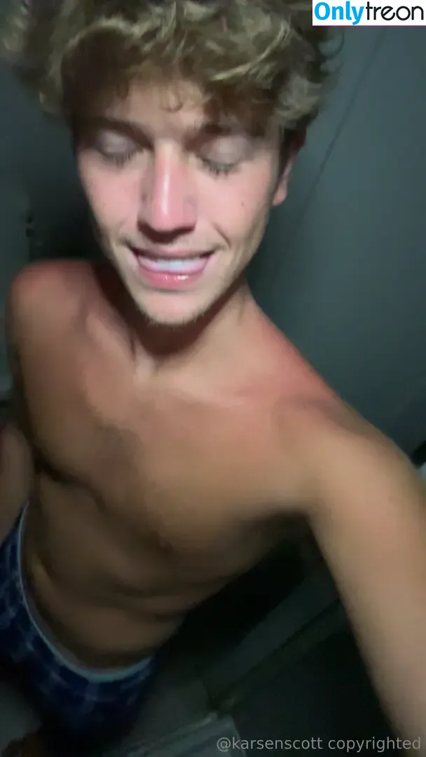 karsen.scott nude photo #0108 (karsoncscott)
