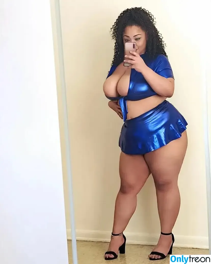 Karyssia Bauer nude photo #0002 (bustykary / kurvykary)