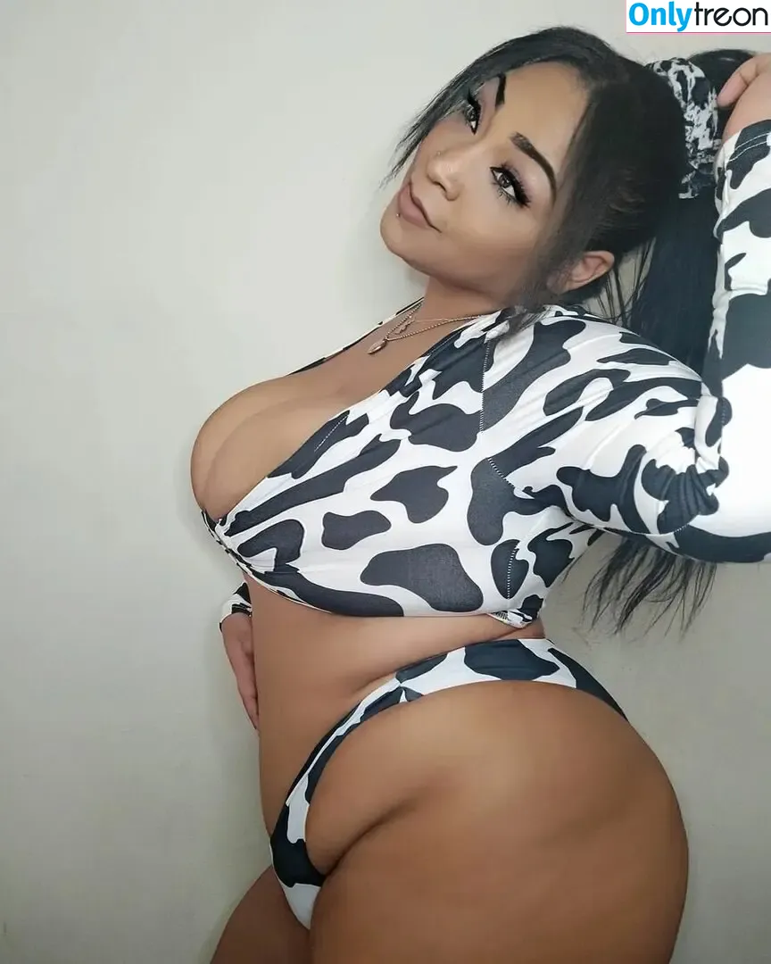 Karyssia Bauer nude photo #0004 (bustykary / kurvykary)