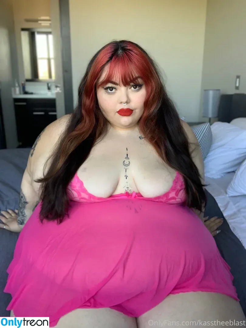 kasstheeblast nude photo #0072 (kasstheeblast)
