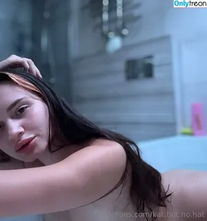 kat.but.no.hat / BreadPitters / kat.without.a.hat nude photo #0012