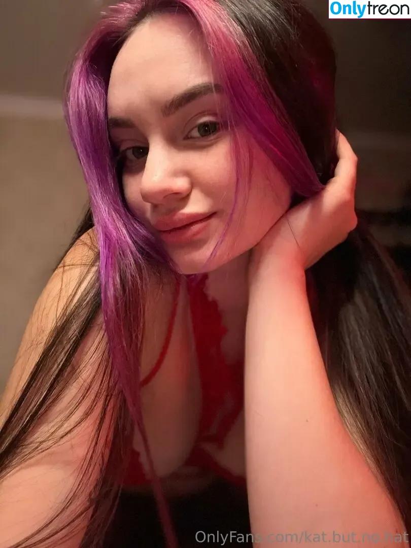kat.but.no.hat nude photo #0040 (BreadPitters / kat.without.a.hat)