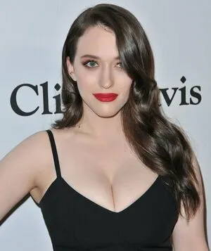 Kat Dennings / OfficialKat / katdenningsss фото голая #0382