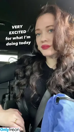 Kat Dennings / OfficialKat / katdenningsss фото голая #0423
