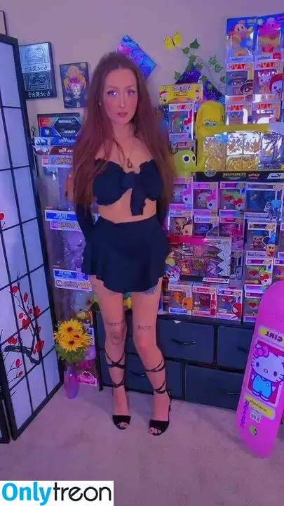 Katception nude photo #0122 (katception_ / katsaysmeow)