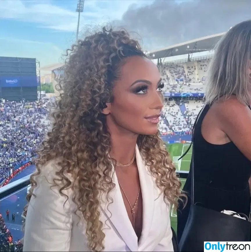 Kate Abdo nude photo #0007 (kateabdo)