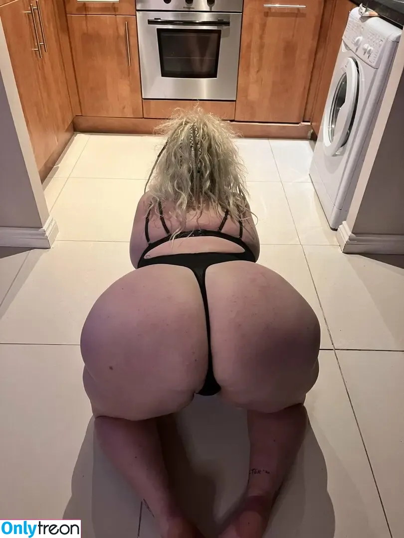 Kate Brett голая photo #0006 (BIG BOOTY BADDIE / bigbootybrett / katebrett36)