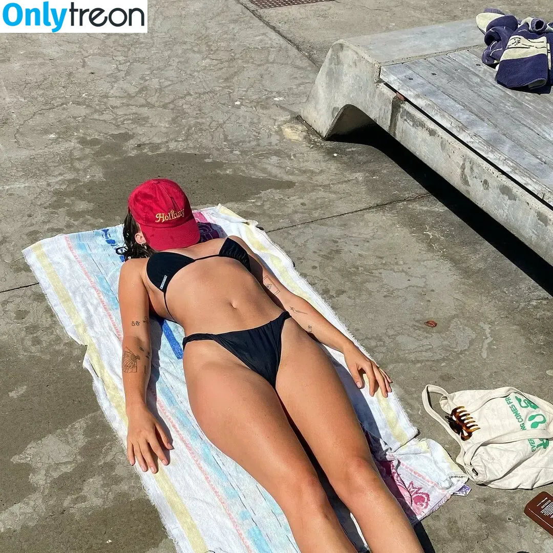 Kate Fenton nude photo #0011 (katefenton)