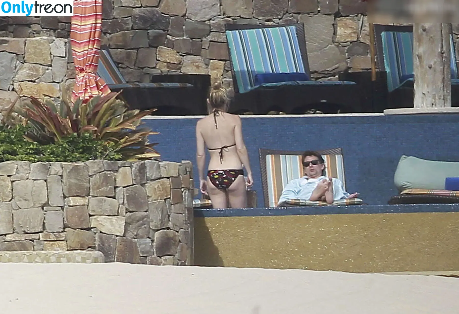 Kate Hudson голая photo #0741 (katehudson)