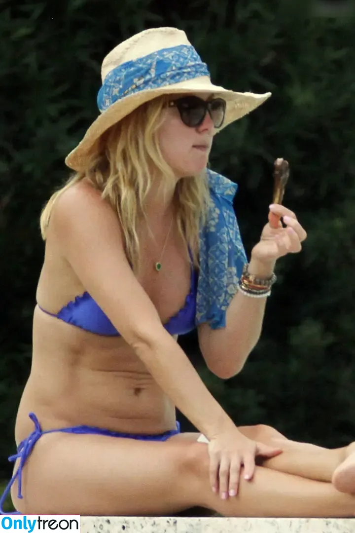 Kate Hudson nude photo #0753 (katehudson)