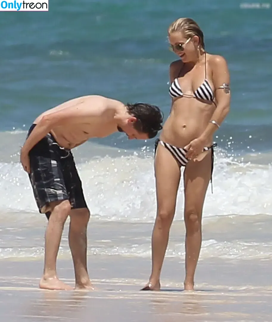 Kate Hudson голая photo #0967 (katehudson)