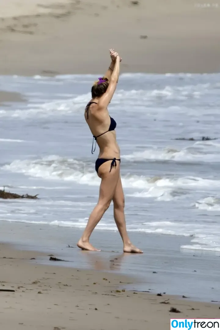 Kate Hudson nude photo #1017 (katehudson)