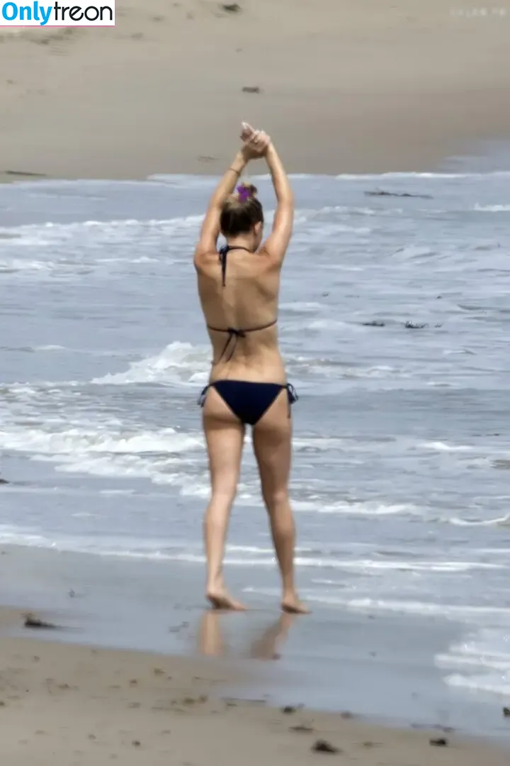 Kate Hudson голая photo #1025 (katehudson)
