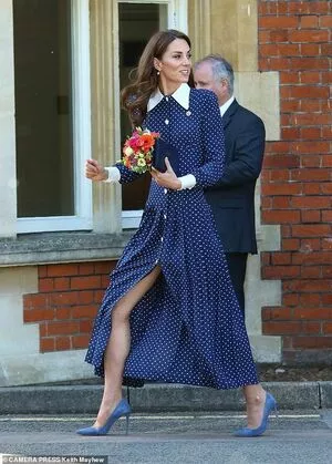 Kate Middleton / Catherine / Catherine Elizabeth / PrincessWales / princeandprincessofwales nude photo #0005