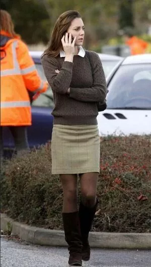 Kate Middleton / Catherine / Catherine Elizabeth / PrincessWales / princeandprincessofwales nude photo #0045