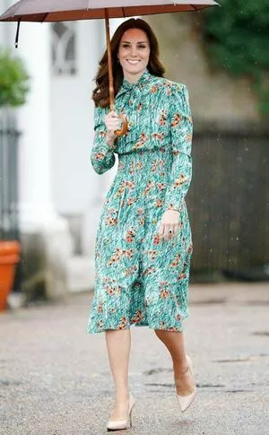 Kate Middleton / Catherine / Catherine Elizabeth / PrincessWales / princeandprincessofwales nude photo #0104