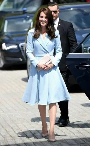 Kate Middleton / Catherine / Catherine Elizabeth / PrincessWales / princeandprincessofwales nude photo #0107