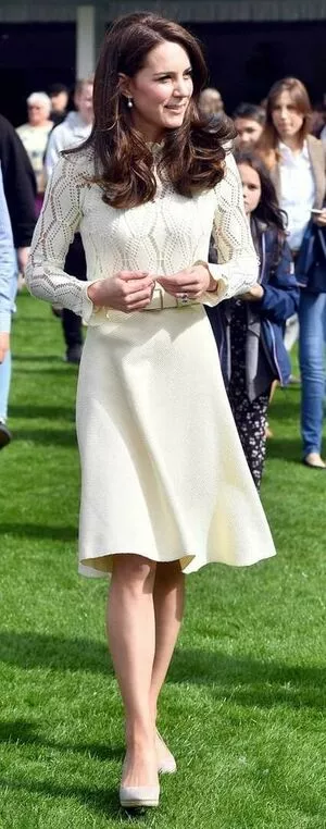 Kate Middleton / Catherine / Catherine Elizabeth / PrincessWales / princeandprincessofwales nude photo #0117