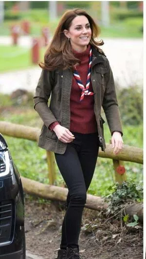 Kate Middleton / Catherine / Catherine Elizabeth / PrincessWales / princeandprincessofwales nude photo #0138