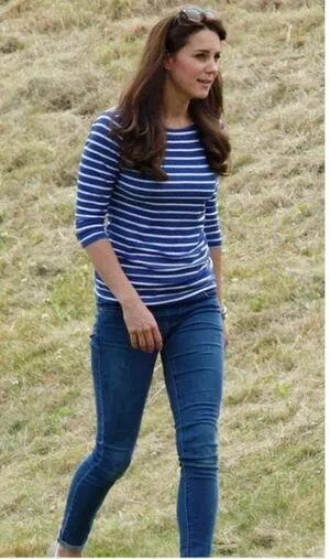 Kate Middleton / Catherine / Catherine Elizabeth / PrincessWales / princeandprincessofwales nude photo #0139